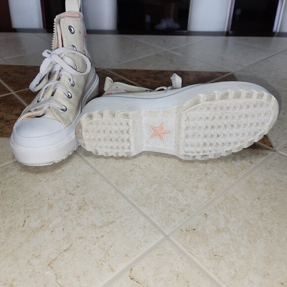 Chuck Taylor All Star Lugged Lift Platform Flowers Easy On - Picture 3 of 6